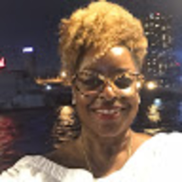 Meet your Posher, Rosalind - Picture 1 of 1